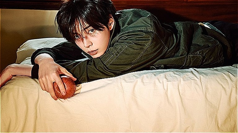 ZEROBASEONE's Sung Han-bin Embarks on Solo Debut, Sets Stage for K-Pop Stardom