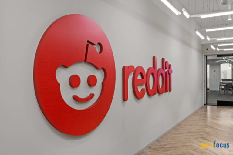 Reddit Sues Anthropic Over Unauthorized Data Scraping for AI Training