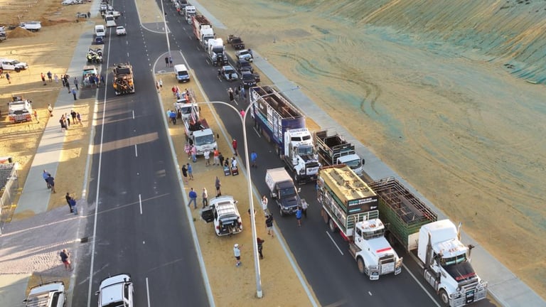 Perth Farmers and Truckers Rally Against Live Sheep Export Ban, Disrupt Traffic in Major Protest
