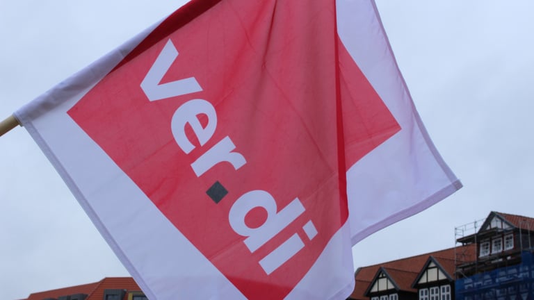 Public Sector Strike Escalates in Germany as Unions Demand Higher Pay and Benefits