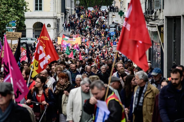 Global Workers' Rights Crisis: Major Democracies Face Unprecedented Decline, France Hits Record Low
