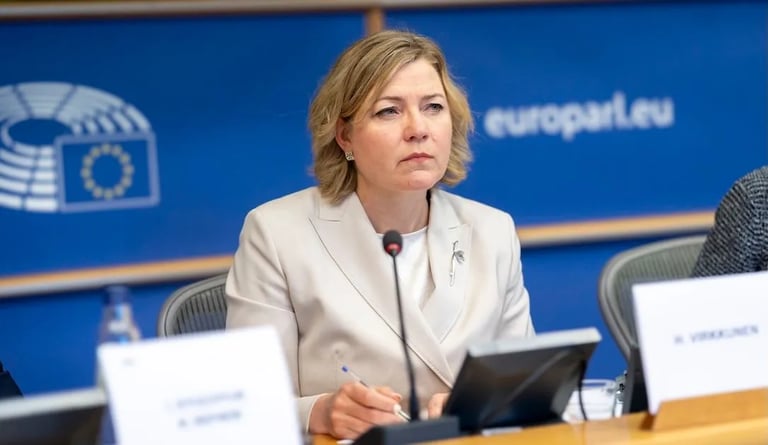EU Slaps Apple, Meta with €700M Fines Amid Rising US-EU Tech Tensions