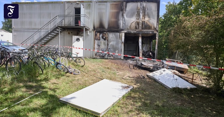 Deadly Fire at German Refugee Shelter: 1 Dead, 20 Injured in Suspected Arson Incident