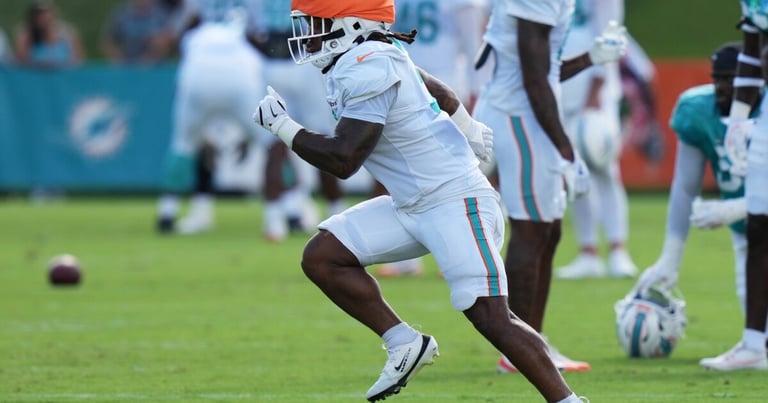 Big Ten Bars NFL-Associated Athletes from Returning to College Football