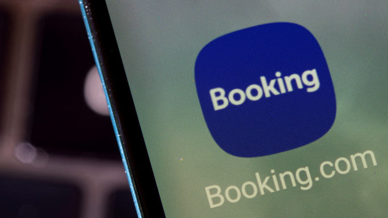 European Hotels Unite in Massive Lawsuit Against Booking.com Over Price Clauses