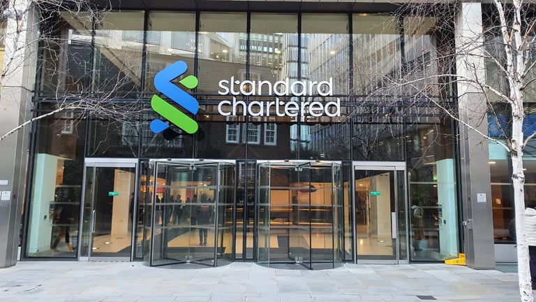 Standard Chartered to Cut 7,800 Back-Office Jobs Amid AI-Driven Overhaul by 2030