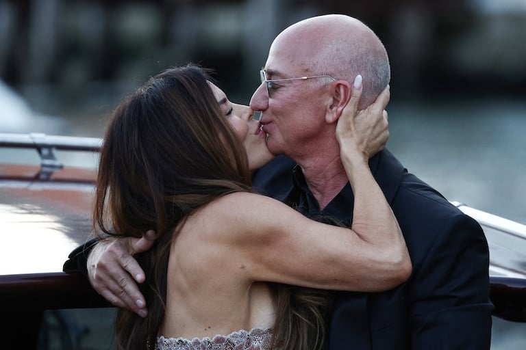 Jeff Bezos Marries Lauren Sanchez in Star-Studded Venice Wedding Amid Protests