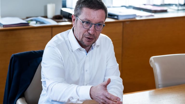 Walloon Minister Accused of €3.2M Embezzlement in Controversial Chapel Demolition