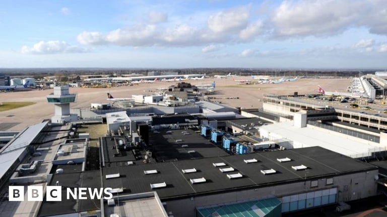 UK Probes Alleged Discrimination at Manchester Airport Against Israeli Survivors