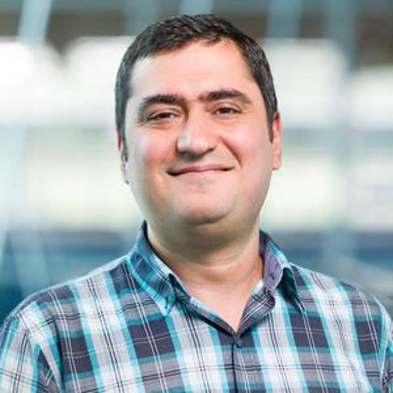 Revolutionizing Flood Forecasting: Hybrid Models Merge Computational Power with Physical Insight for Enhanced Accuracy