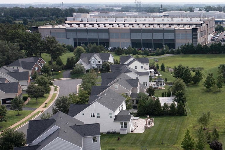 Trump Urges Support for AI Data Centers Amid Rising Costs, Sparks Bipartisan Debate Ahead of Midterms