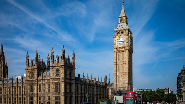 UK Bond Yields Surge: Government Faces Fiscal Challenges Amid Slow Growth Concerns