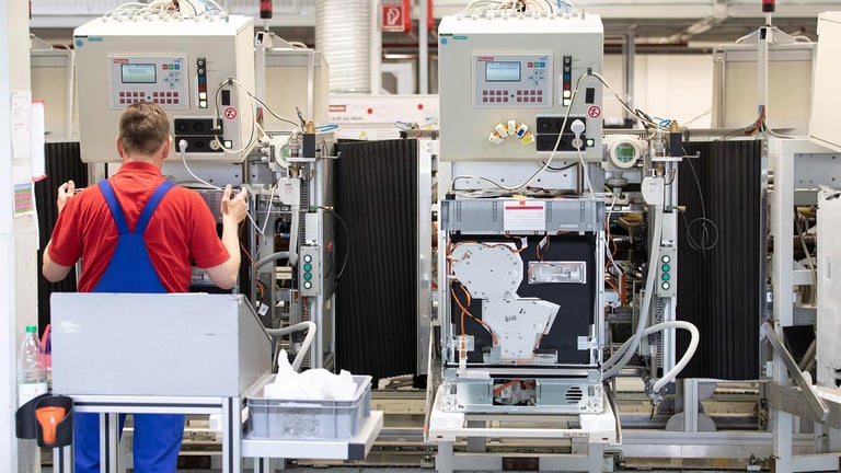 Volkswagen Faces Factory Closures and Layoffs Amid European Market Crisis and Economic Challenges