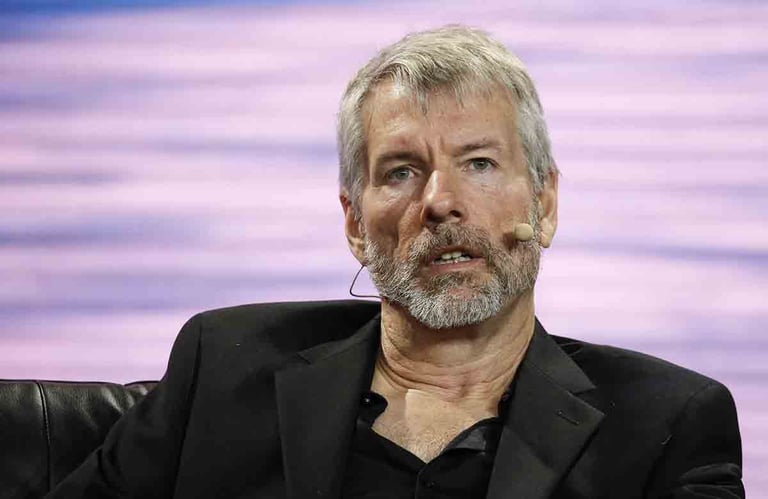 MicroStrategy Eyes Bitcoin Rebound: Saylor Teases New Purchases Amid Dead Cat Bounce Debate