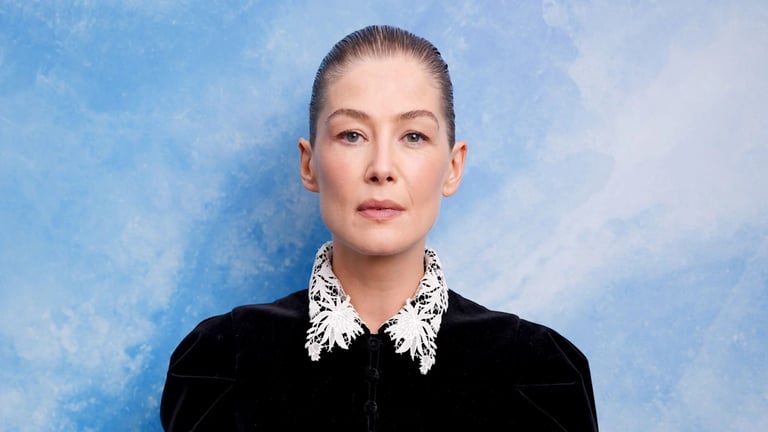 Rosamund Pike's '15 Minutes of Hell': Phone Snatching Highlights Surge in London Thefts