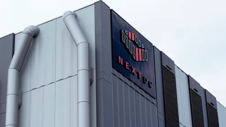 Australia's Data-Centre Boom Boosts Economy Amidst Inflation Challenges, AI Investment Surges