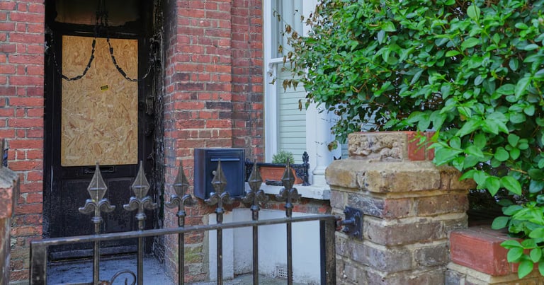 Defendants on Trial for Allegedly Orchestrating London Arson Attacks Linked to 'El Money'