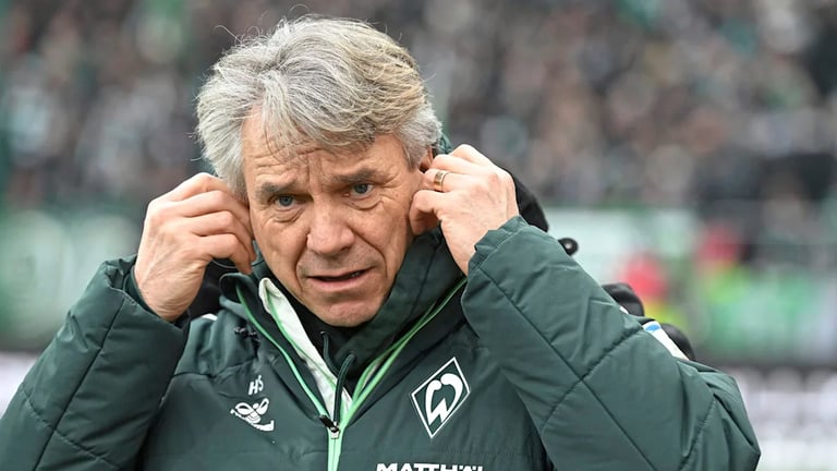 Werder Bremen Appoints Daniel Thioune Amidst Leadership Crisis and Relegation Battle