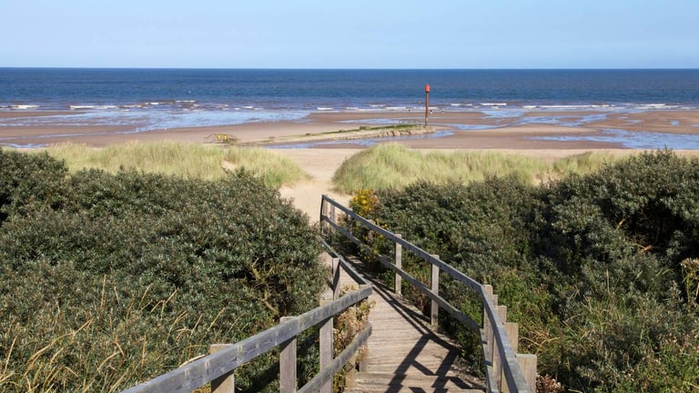 Body Found in Loch Ore Amid Search for Missing Teen Paddleboarder