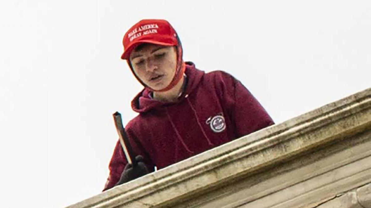 Pentagon Hires Jan. 6 Rioter for Top-Secret Role, Sparking Controversy