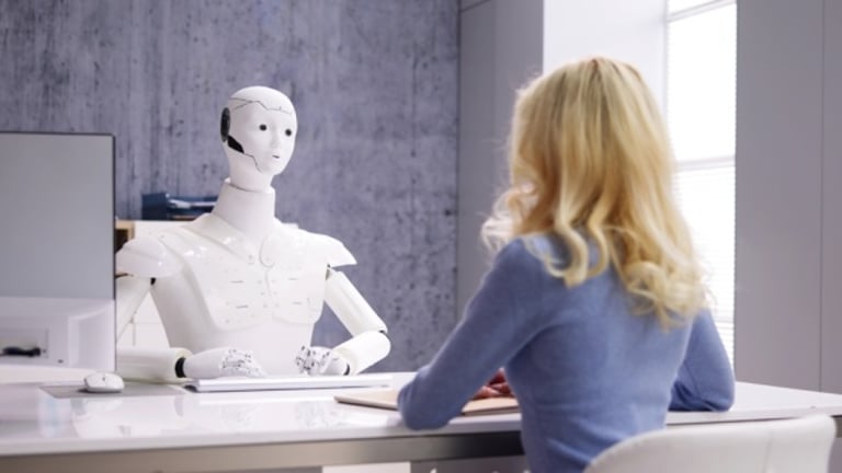 Google Launches AI-Assisted Interviews for Junior Developers, Emphasizes Real-World Problem Solving