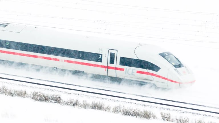 Hamburg-Berlin Rail Project Faces Indefinite Delay Due to Harsh Winter Conditions
