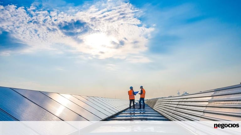 EU's Green Push: Renewable Energy Surges, Russian Gas Imports Plummet as Zero-Emission Goals Near