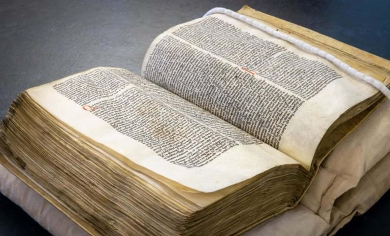 Cambridge Scholars Decode 'Song of Wade': Not a Mythic Hero, But a Medieval Moral Tale