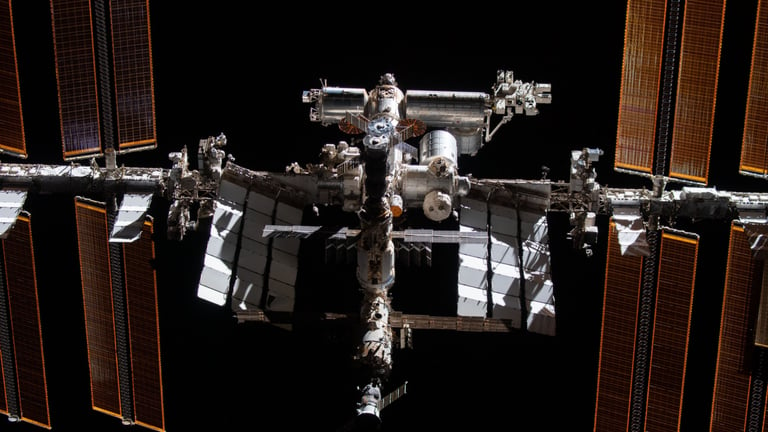 ISS Safely Dodges Space Debris with Precision Maneuver, Avoids Disruption and Ensures Safety