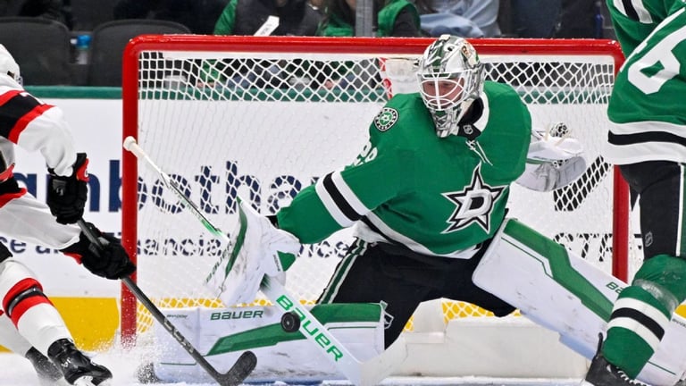 Dallas Stars Confirm Jake Oettinger as Starting Goalie Against Hurricanes Amid Betting Uncertainty