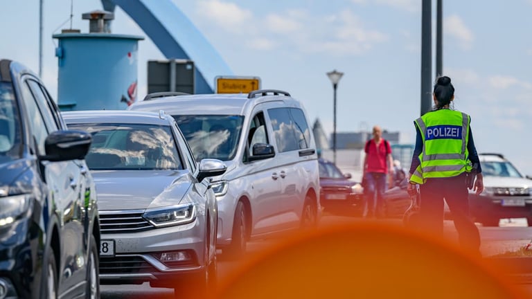 Poland Reinstates Border Controls with Germany, Lithuania Amid EU Migration Tensions