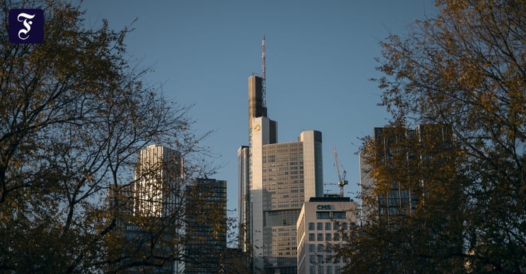 Commerzbank Battles Unicredit's Stake Increase, CEO Orlopp Aims for Profit Boost Amid Job Cuts