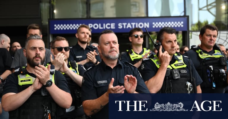 Victoria Police's Largest Walkout Demands 24% Pay Rise, Better Conditions Amid Ongoing Dispute
