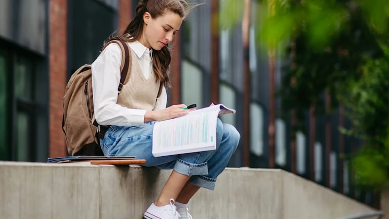 Student Housing Allowance Boost Delayed to 2027 Amid BaföG Reform Debate