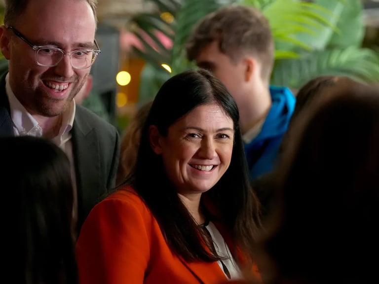 UK Unveils £500M Youth Plan to Combat Online Isolation and Build Youth Centres