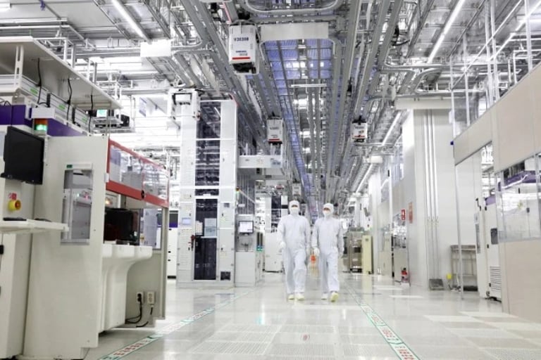 South Korea Unveils $531 Billion 2027 Budget, Prioritizing AI and Chip Innovation Amid Record Growth