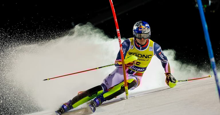 Noël Wins First World Cup Slalom of Season, Closes Gap on Leader in Thrilling Night Race