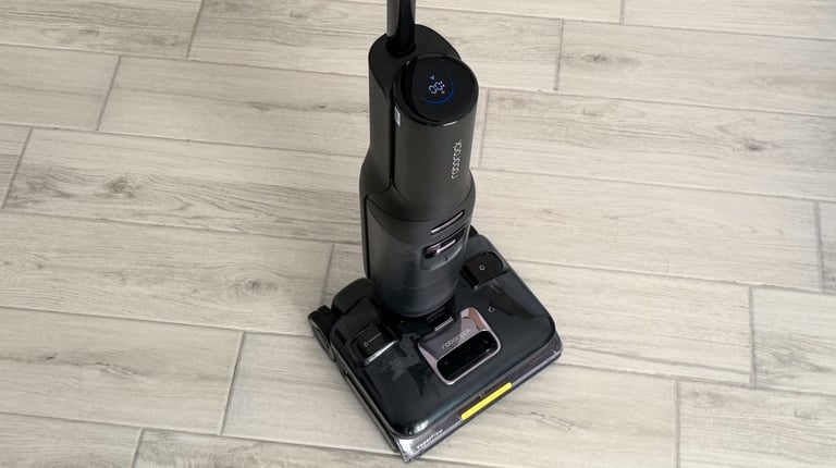 Roborock F25 Ultra: High-Tech Wet-Dry Cleaner with Smart Features, But Can It Tackle Tight Spaces?