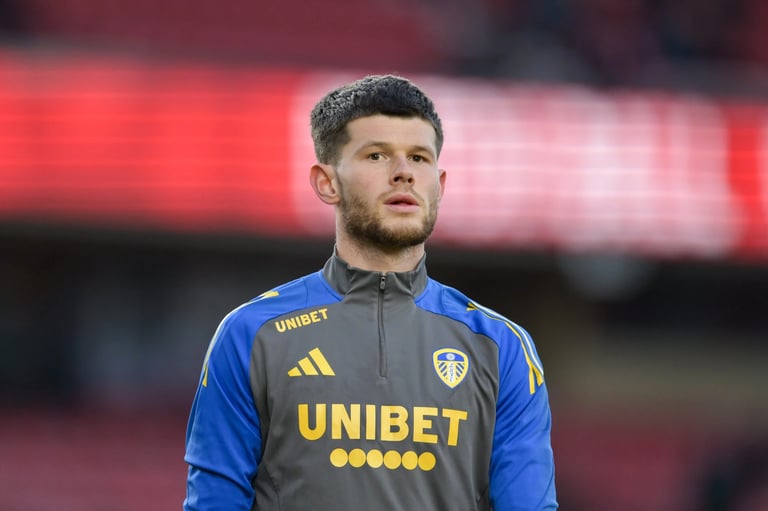 Strasbourg Eyes Meslier as New No.1 Amid European Interest and Chelsea Connections