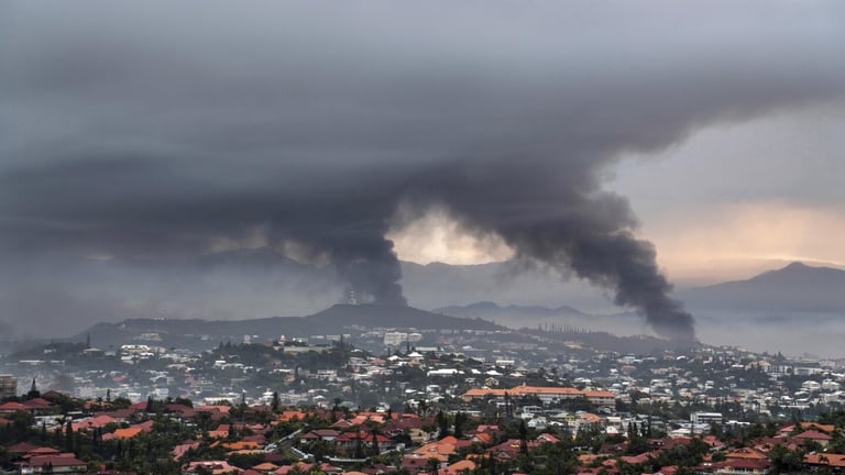 New Caledonia Eases Curfew, Reopens Airport After Deadly Unrest Over Voting Reforms