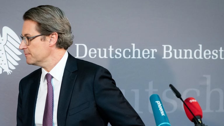 Ex-Transport Minister Scheuer Charged with Perjury Over Failed Car Toll Project