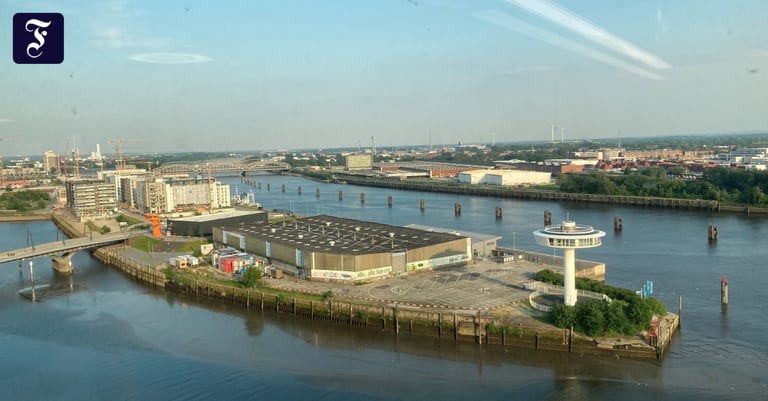 Hamburg's New Opera House Sparks Debate Amid €330M Pledge from Billionaire Kühne