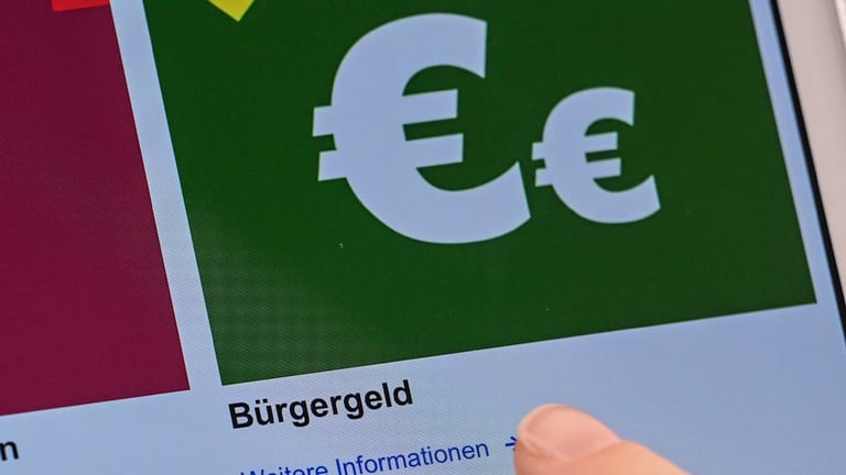 Germany's Bürgergeld Soars to €46.9 Billion Amidst Debate on Refugee Support and Social Security