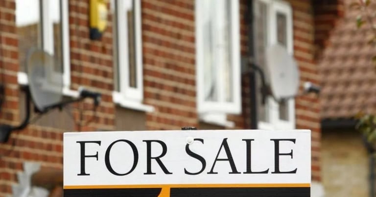 UK House Prices Drop for First Time in a Decade Amid Stamp Duty Hike and High Competition