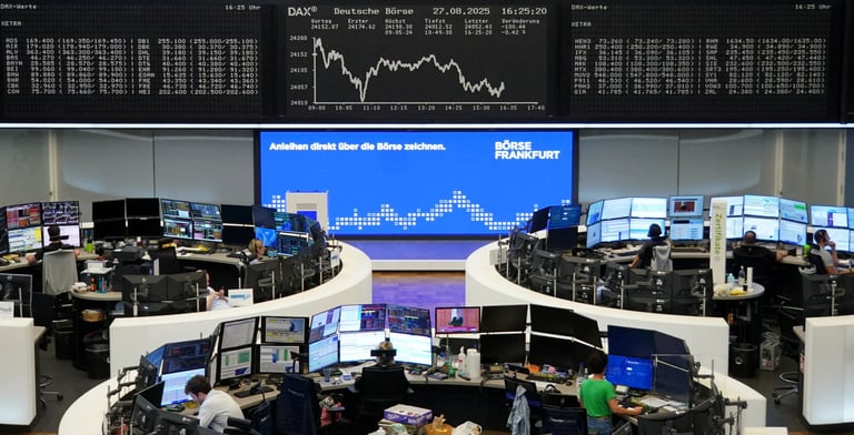 European Markets Rise Amid French Political Tensions; ASML and Ahold Delhaize See Gains