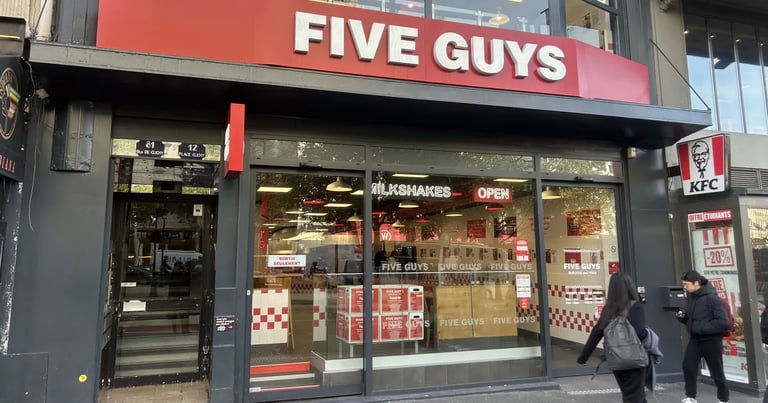 France's Fast-Food Chains Embrace Halal Menus Amid National Debate and Rising Demand