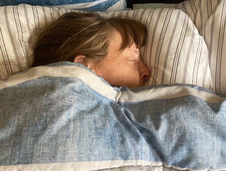 Study Links Loneliness to Increased Nightmares, Stressing Public Health Risks