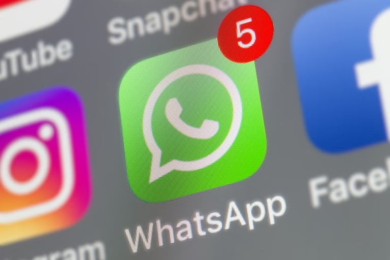 WhatsApp's New Privacy Feature Sparks Privacy Concerns Amid AI Backlash