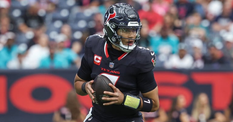 Texans' Stroud Exits with Suspected Concussion in Pivotal Game Against Broncos