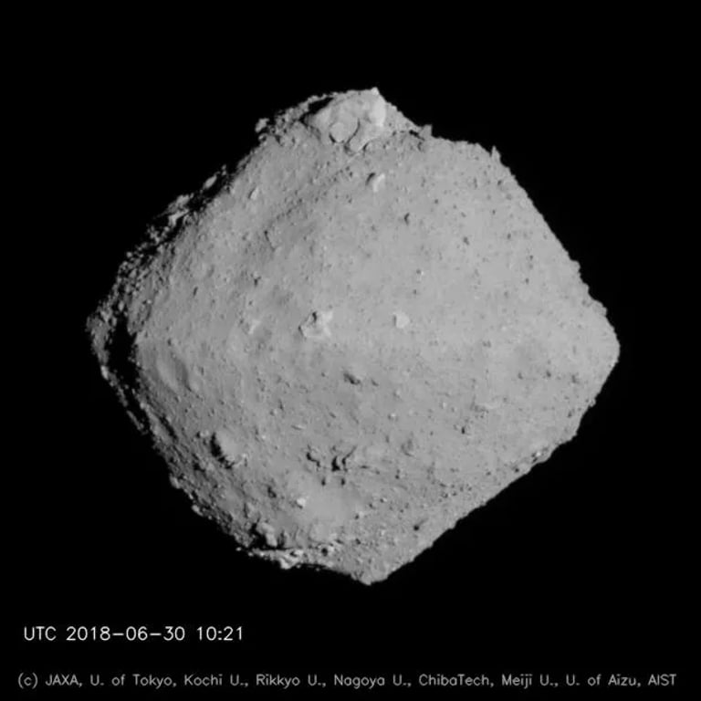 Asteroid Ryugu's Grains Reveal Clues to Life's Origins on Earth